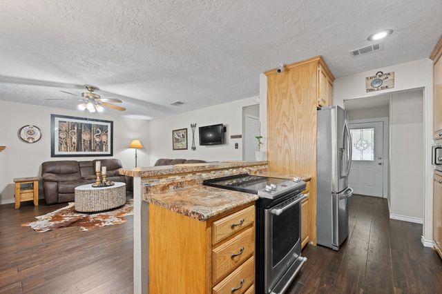 605 Owens Drive, Crowley, TX 76036