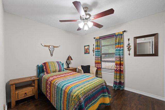 605 Owens Drive, Crowley, TX 76036