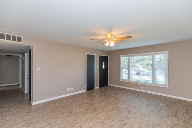 2138 N Sumner Street, Pampa, TX 79065