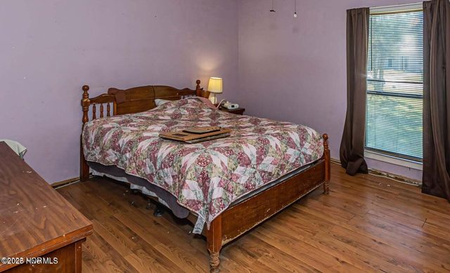 105 Woodside Court, Jacksonville, NC 28546