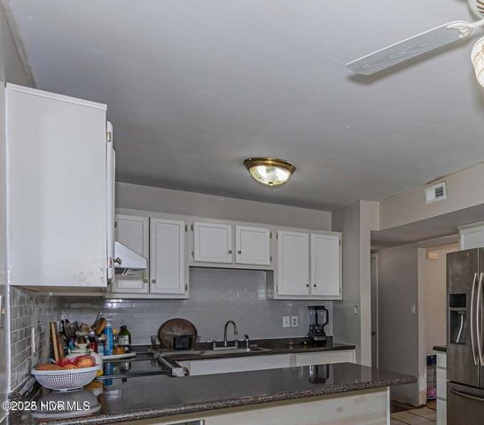 105 Woodside Court, Jacksonville, NC 28546