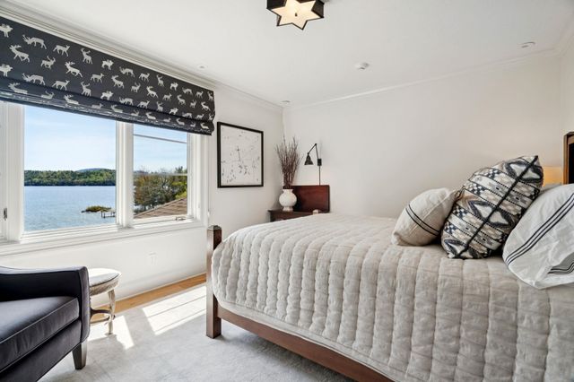 80 Parker Island Road, Wolfeboro, NH 03894