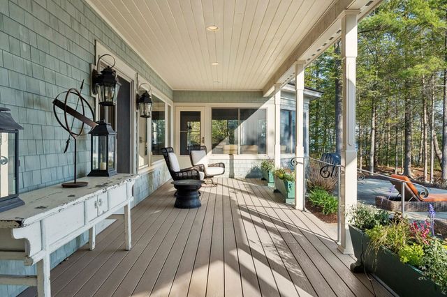 80 Parker Island Road, Wolfeboro, NH 03894