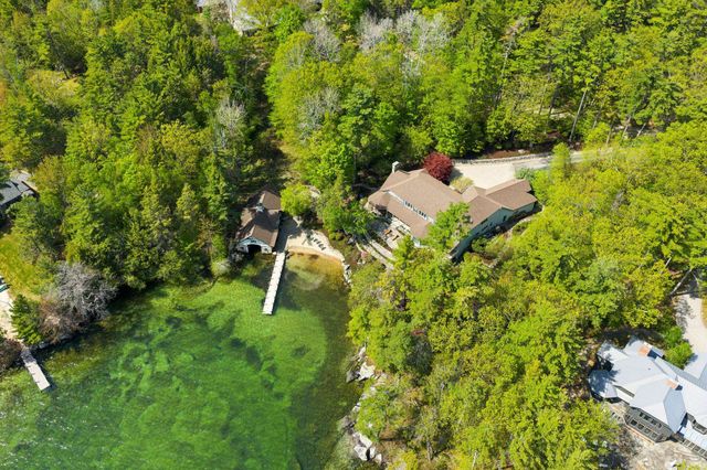 80 Parker Island Road, Wolfeboro, NH 03894