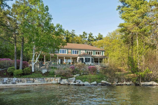 80 Parker Island Road, Wolfeboro, NH 03894