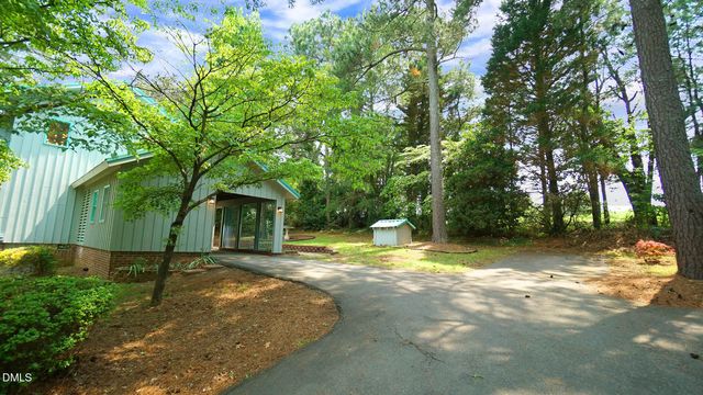 6016 Thrush Circle, Sanford, NC 27332