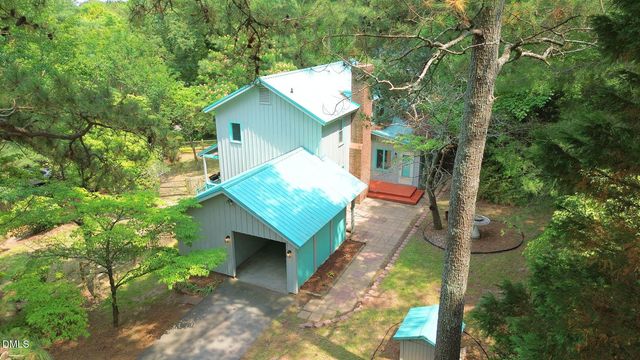 6016 Thrush Circle, Sanford, NC 27332
