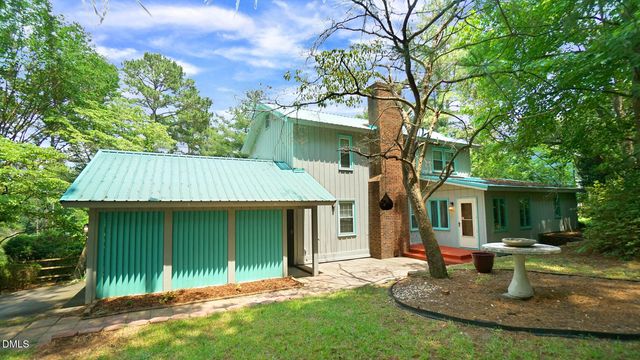6016 Thrush Circle, Sanford, NC 27332