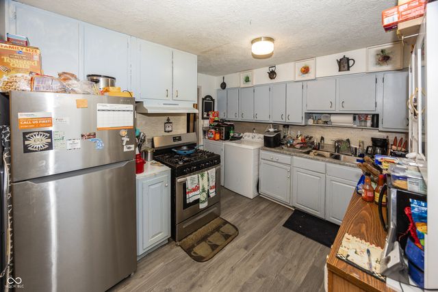 7838 Ridgewood Drive, Indianapolis, IN 46226