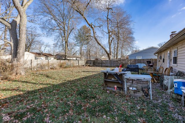 7838 Ridgewood Drive, Indianapolis, IN 46226