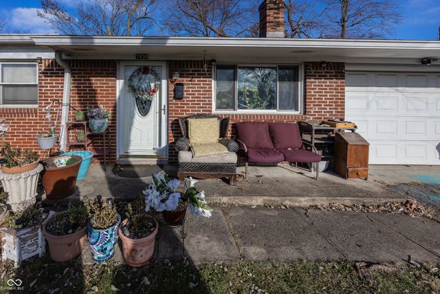 7838 Ridgewood Drive, Indianapolis, IN 46226