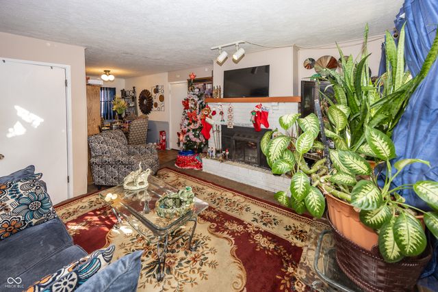 7838 Ridgewood Drive, Indianapolis, IN 46226