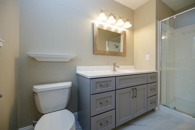 2516 Riedel Way, Modesto, CA 95355