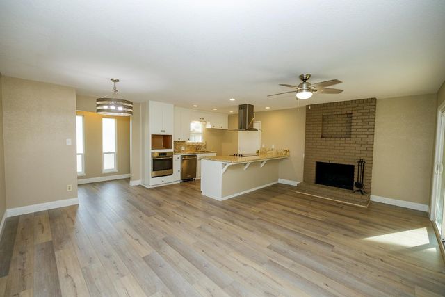 2516 Riedel Way, Modesto, CA 95355