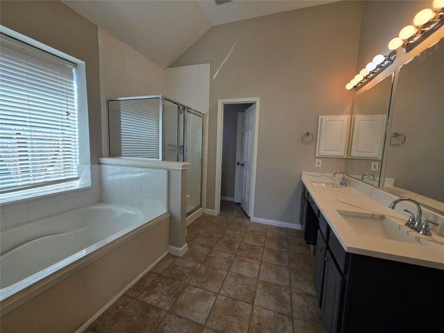 17207 Rancho Verde Way, Houston, TX 77095