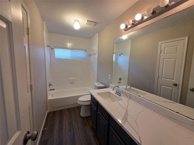 17207 Rancho Verde Way, Houston, TX 77095