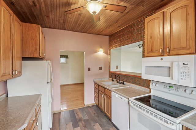 364 NW Maple Street, Elkhart, IA 50073