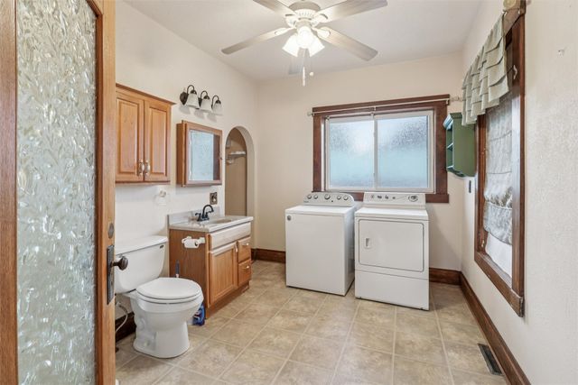 364 NW Maple Street, Elkhart, IA 50073