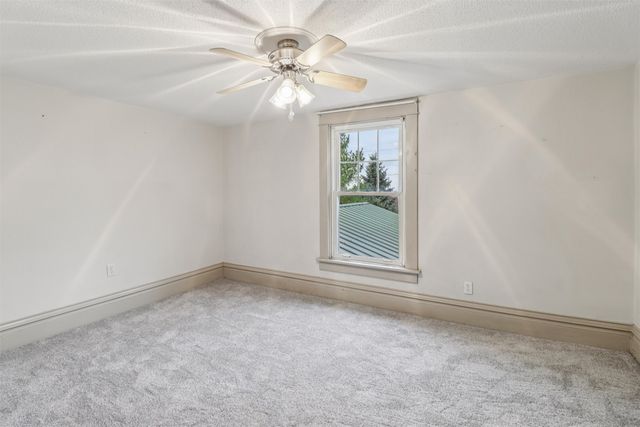 364 NW Maple Street, Elkhart, IA 50073