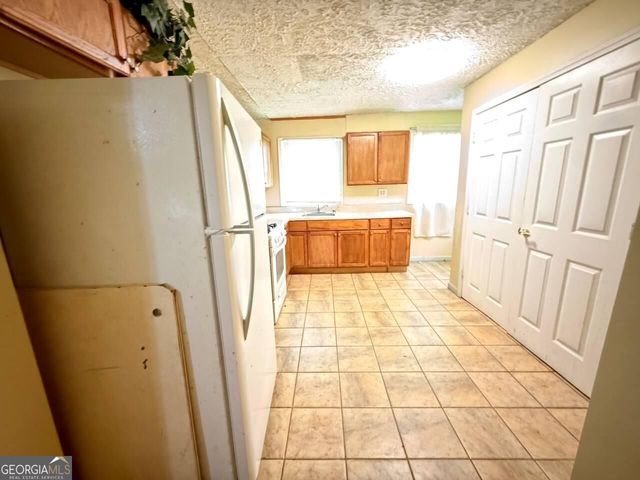 7344 Howard Circle, Jonesboro, GA 30236