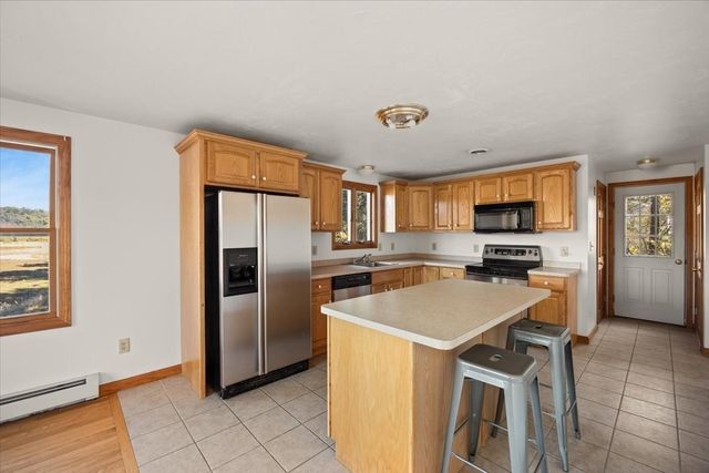 1652 State Rd, Plymouth, MA 02360