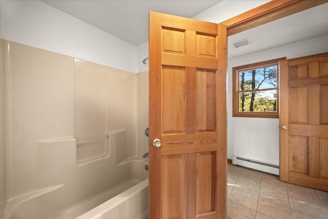 1652 State Rd, Plymouth, MA 02360