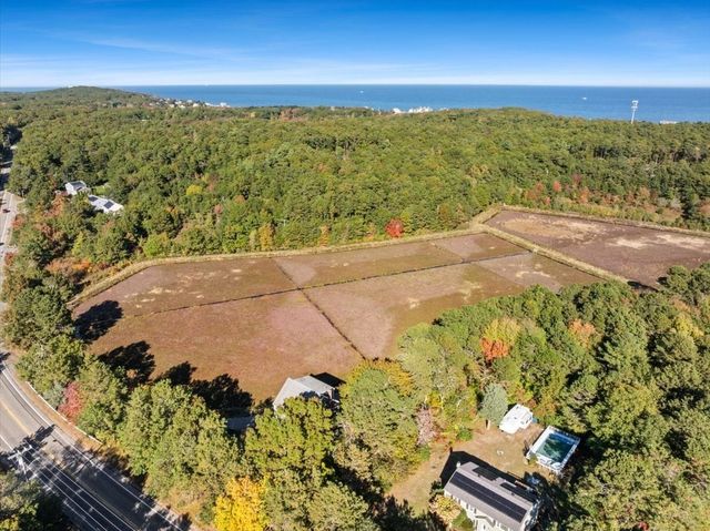 1652 State Rd, Plymouth, MA 02360
