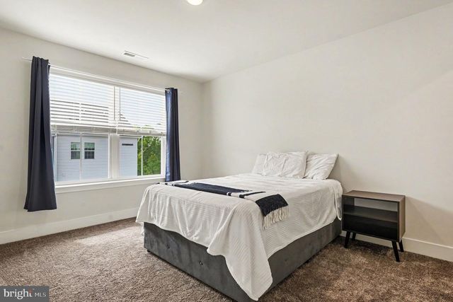 792 ORE ST, Phoenixville, PA 19460