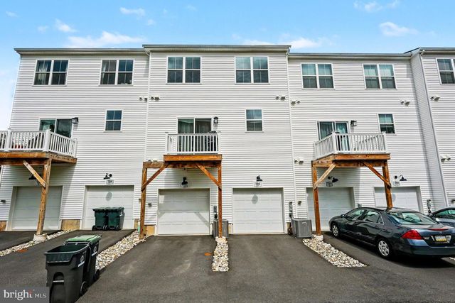 792 ORE ST, Phoenixville, PA 19460