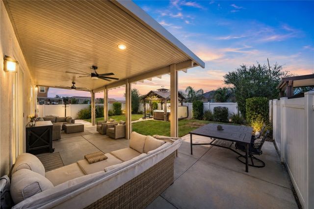 26418 Bramble Wood, Menifee, CA 92584