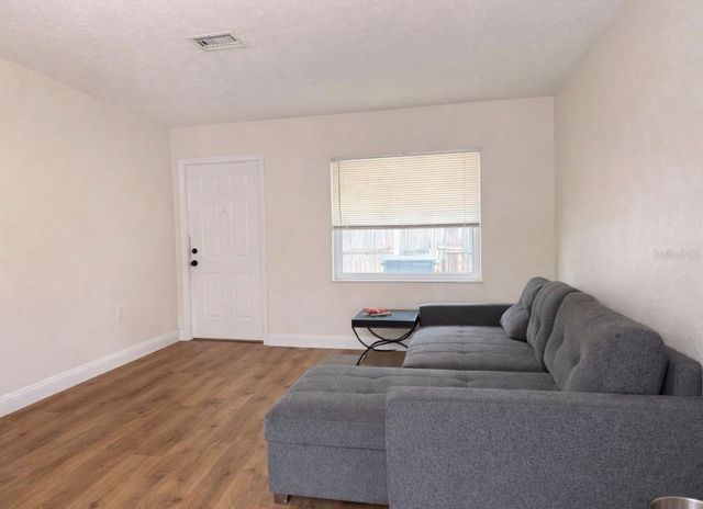 1407 E 99TH AVENUE, Tampa, FL 33612