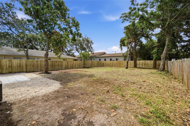 1001 CARLTON STREET, Clearwater, FL 33755