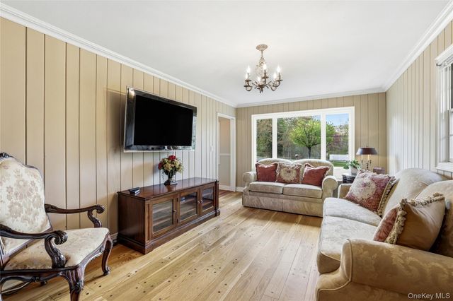 35 Mayer Drive, Suffern, NY 10901