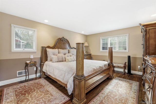 35 Mayer Drive, Suffern, NY 10901