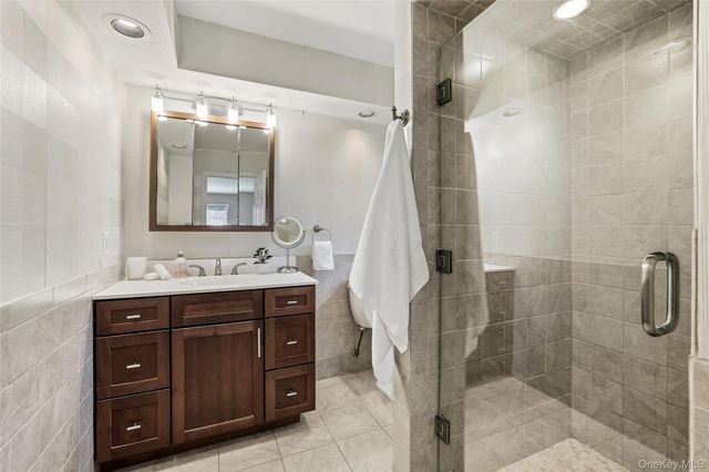 35 Mayer Drive, Suffern, NY 10901