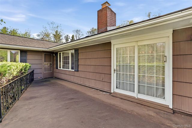 35 Mayer Drive, Suffern, NY 10901