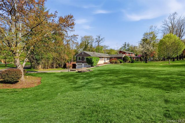 35 Mayer Drive, Suffern, NY 10901