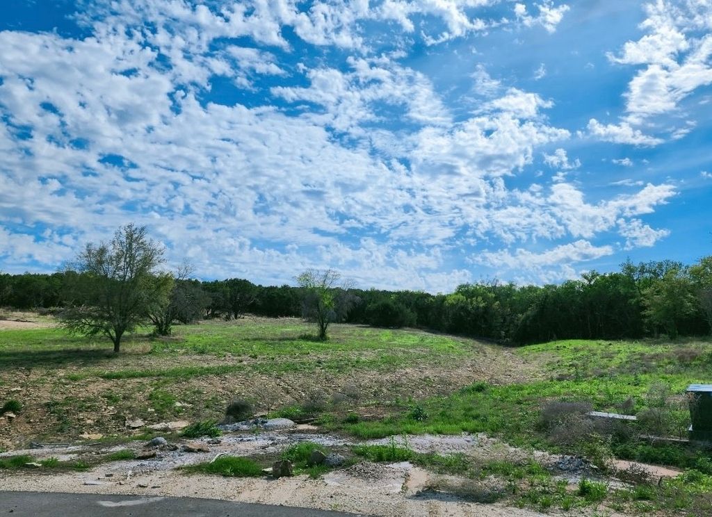 2047 Lacee Court, Granbury, TX 76048