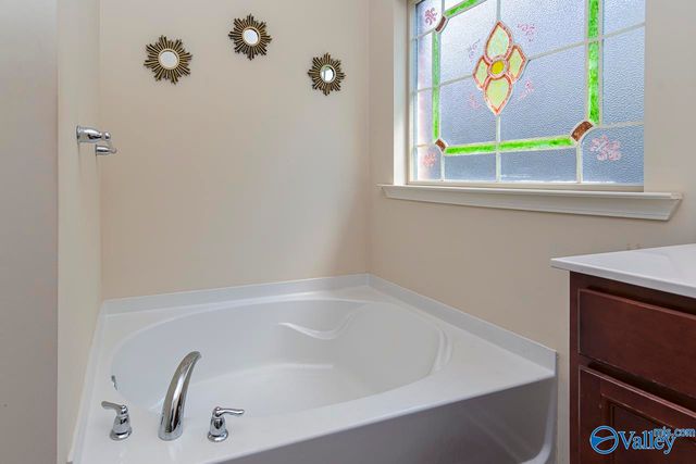 352 Harbor Glen Drive, Madison, AL 35756
