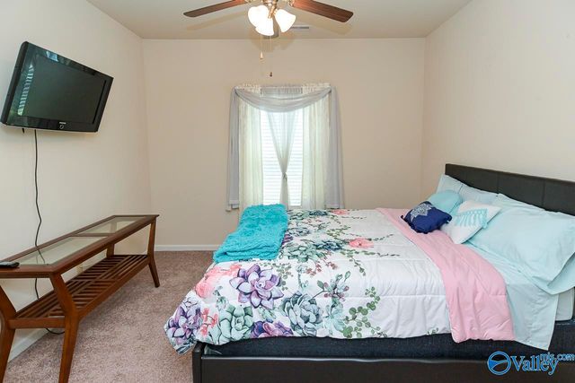 352 Harbor Glen Drive, Madison, AL 35756