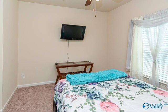 352 Harbor Glen Drive, Madison, AL 35756