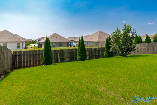 352 Harbor Glen Drive, Madison, AL 35756