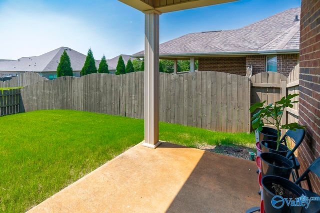 352 Harbor Glen Drive, Madison, AL 35756