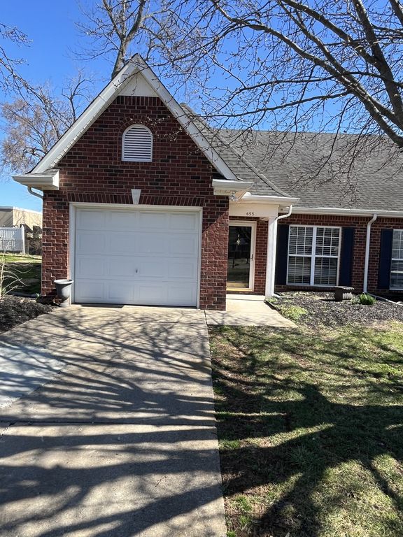655 Potomac Pl, Smyrna, TN 37167