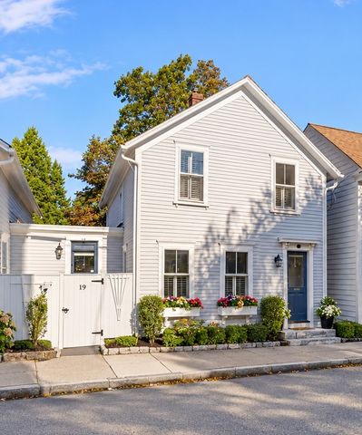 19 Third Street, Newport, RI 02840