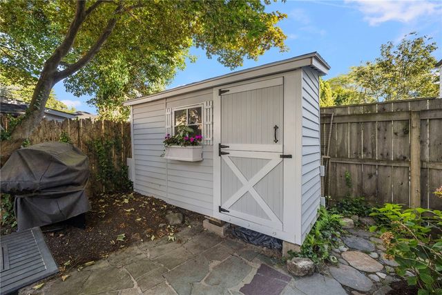 19 Third Street, Newport, RI 02840