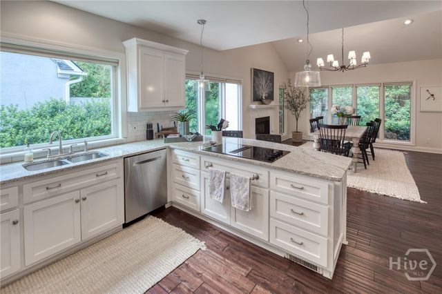 12 Riding Lane, Savannah, GA 31411
