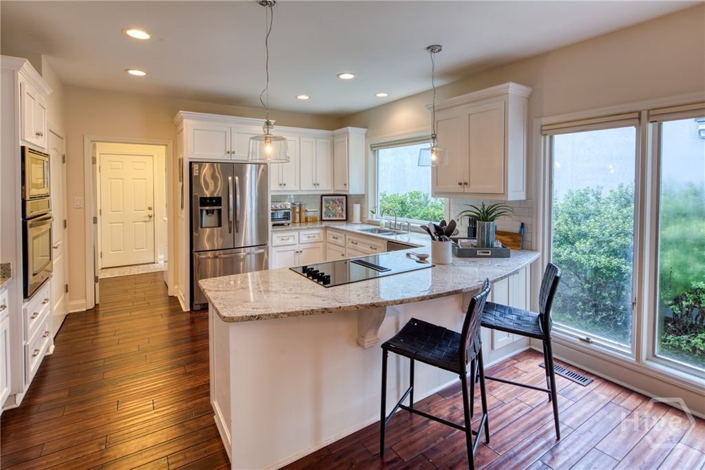 Image 12 of property listing at 12 Riding Lane, Savannah, GA 31411