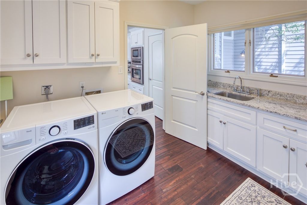 Image 38 of property listing at 12 Riding Lane, Savannah, GA 31411
