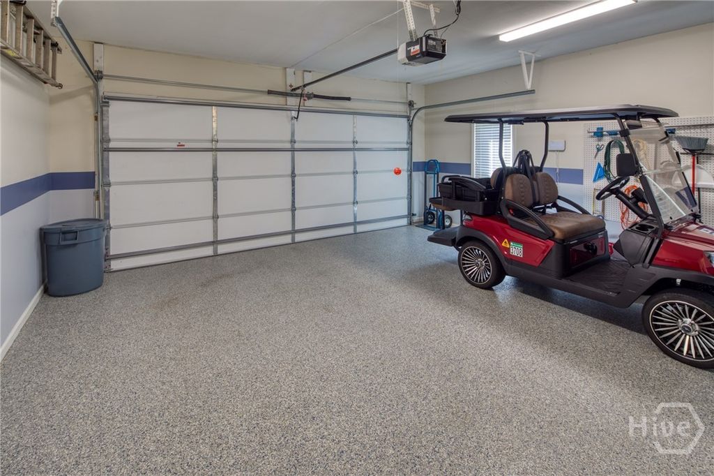 Image 43 of property listing at 12 Riding Lane, Savannah, GA 31411
